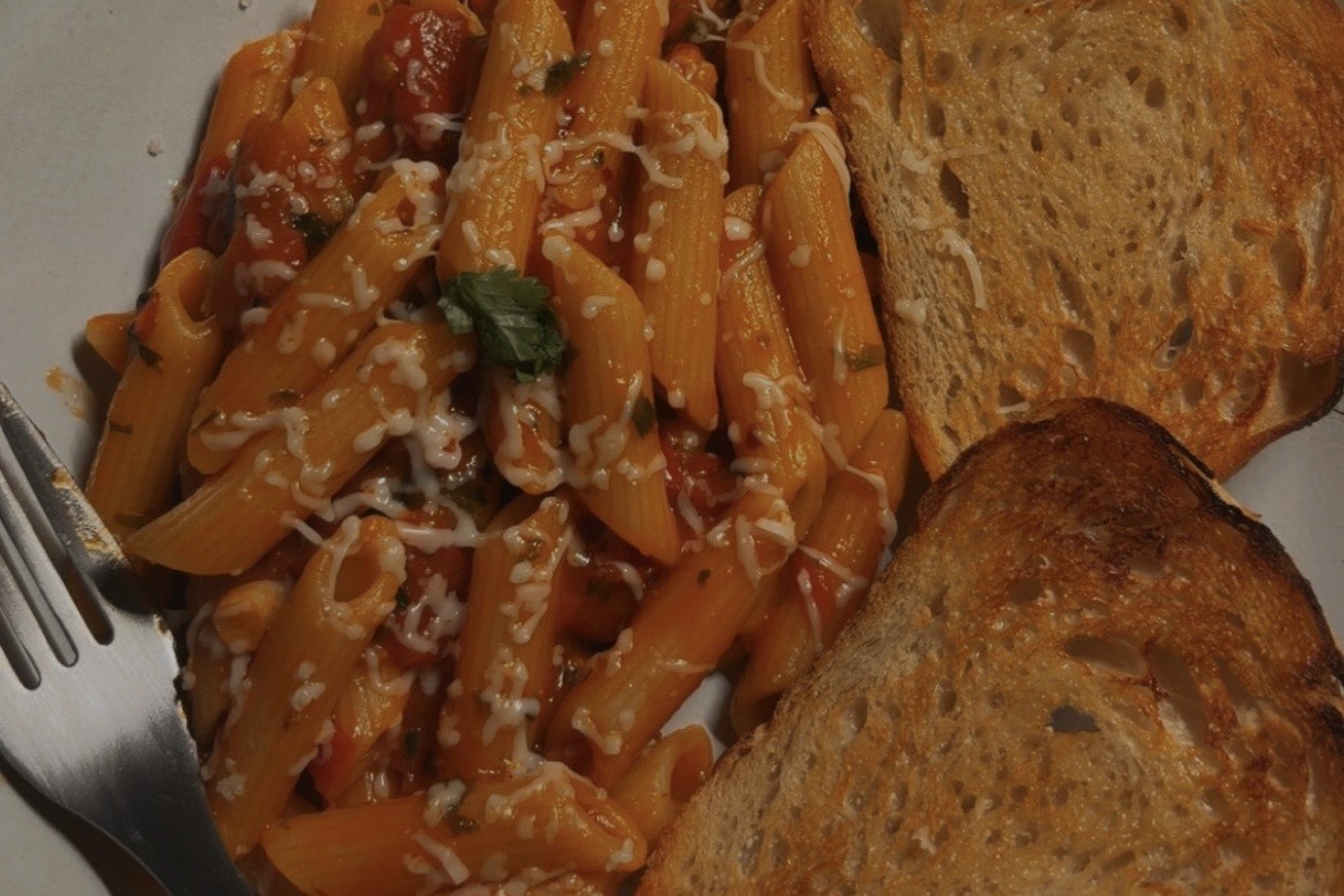 Penne arrabbiata, plated